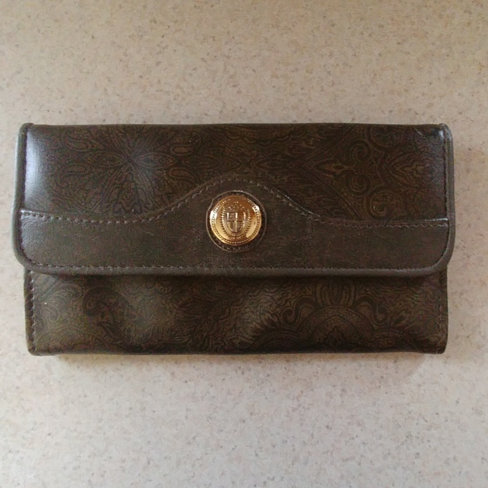 Dark olive wallet with printed design